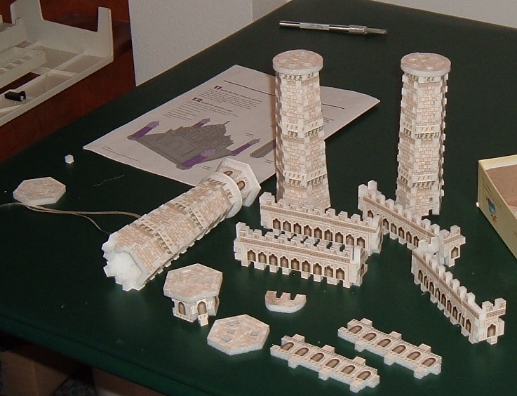 Taj Mahal MB puzzles 3D Jigsaw 1077 Piece Complete & Bagged! Model building